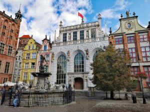 Zdjęcie z Długiego Targu z Dworem Artusa